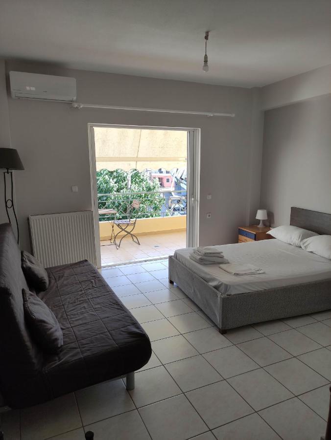 Ostria Apartment Preveza Bagian luar foto